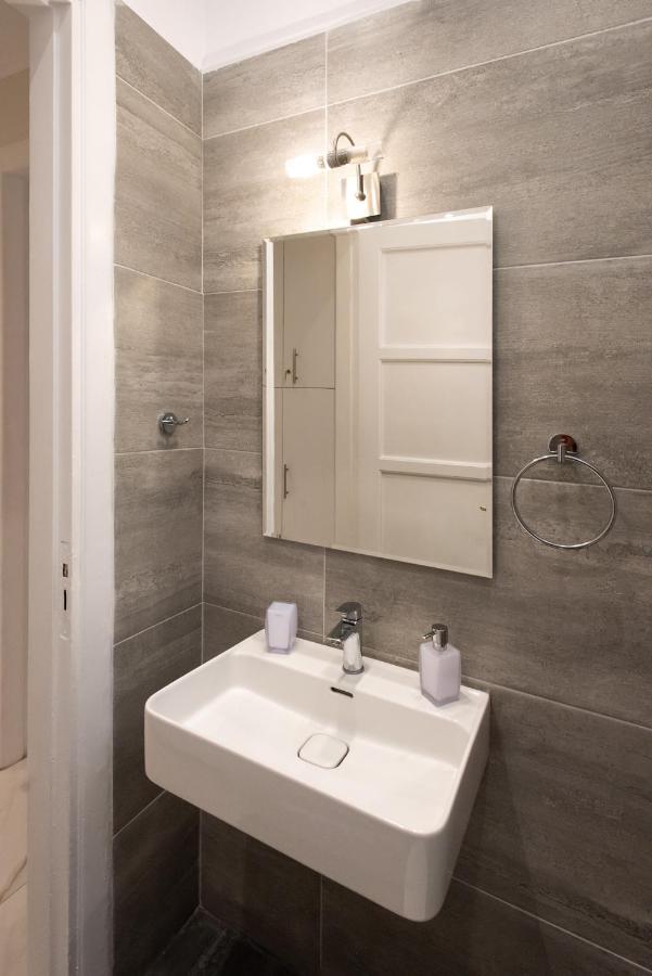 Blue Ark Lavish Sauna Suite Atenas Exterior foto